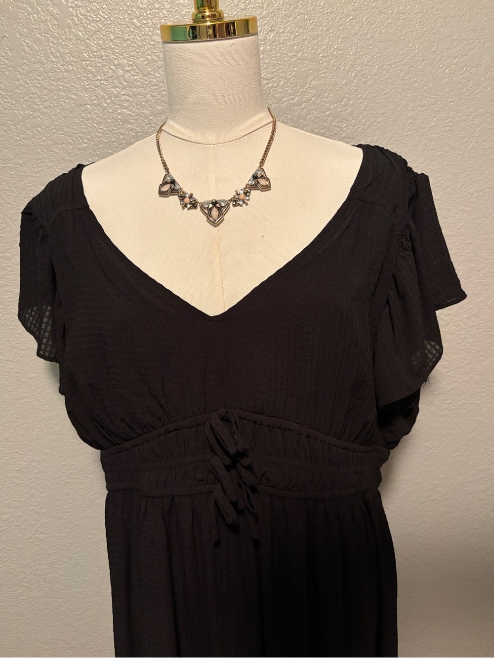 Maurices Black V-Neck Flutter Sleeve Tunic - Picture 8 of 15